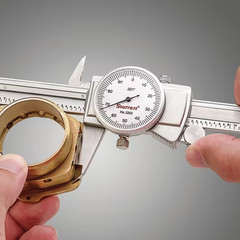 Starrett 3202-6 Dial Caliper; 0-6″ Range with Case