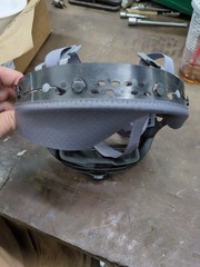 MSA V-GARD Hard Hat W/Fas-Trac III 4 Point Ratchet Suspension /Face Shield Frame