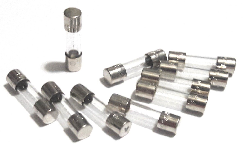 SET OF 10 EACH F2 AL 250V F2AL250V LF LITTELFUSE 5MM x 20MM 2A FAST BLOW FUSES