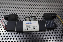 AIRTAC 4V220-08 Solenoid Valve 0.15-0.8MPa With DC24V 3W Coil Used With Warranty