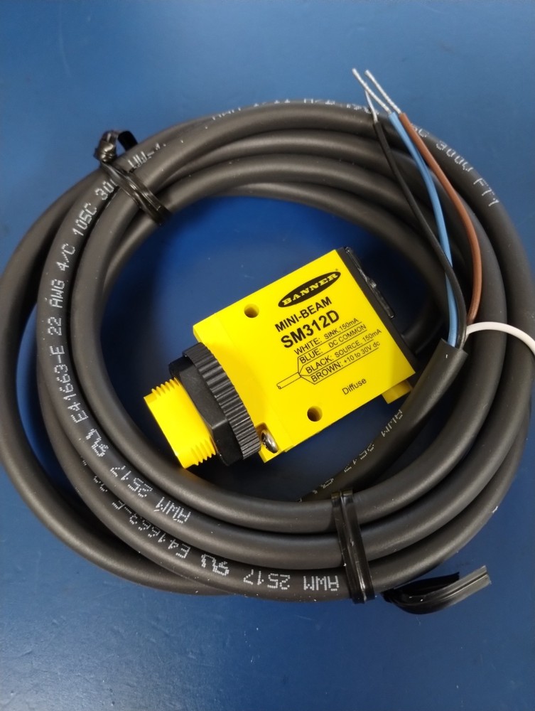 BANNER ENGINEERING SM312D Photoelectric Sensor, Diffuse, 380mm, 10-30VDC