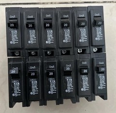 10 PCS Eaton BR120 – 20A Circuit Breaker 1 Pole Type BR 120 V