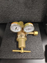 HARRIS 9296 Multi Stage Regulator Two Stage General Purpose Regulator
