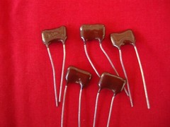 5000pF Silver Dipped Mica 500V 5% (quantity of 5)
