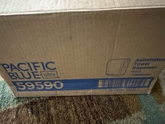 Georgia-Pacific Blue Automated Paper Towel Dispenser #59590 New Open Box, Photos