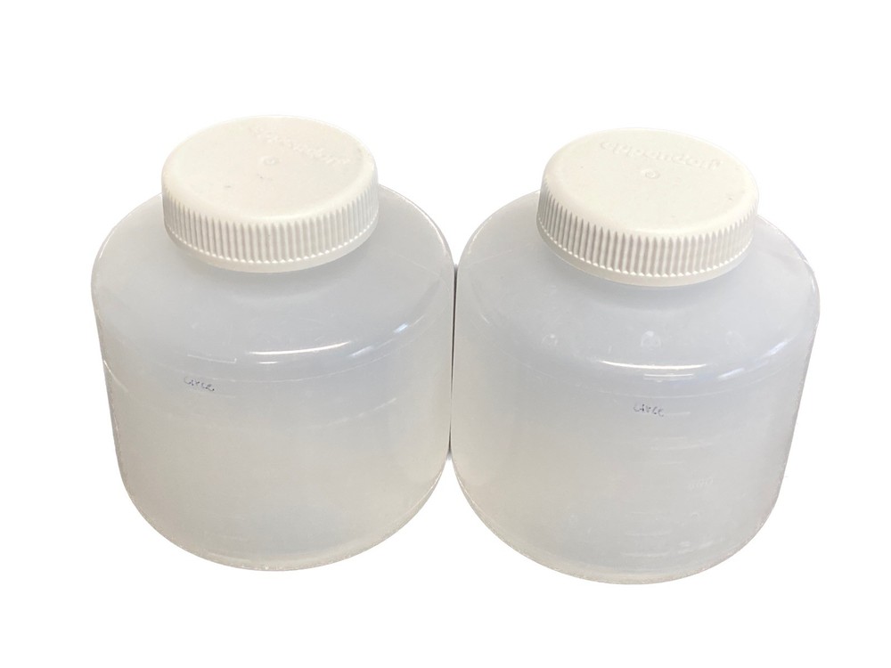 Used (2) EPPENDORF 1000mL PP Wide-Neck Centrifuge Bottles F-Bttm 5910770006