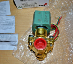 New Asco ~ 8210G003 ~ 48VDC Solenoid Valve 5-125PSI 3/4″ Pipe 11.6W ~ (8210D3)