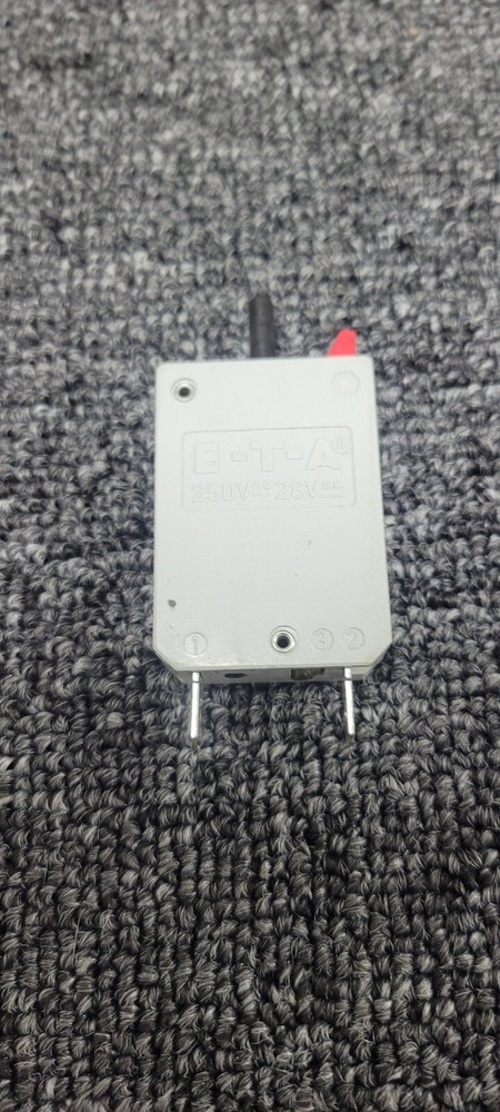New E-T-A 2-Amp 250VAC-28VDC Resettable Circuit Breaker 127-P10-H-KF 2A