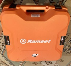 RAMSET T4 NAIL GUN KIT, GAS TOOL, CORDLESS, 2 BATTERIES, CASE AND CHARGER