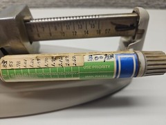Vtg Pitney-Bowes Post Office 16 oz Balance Scale w/ Postal Rates Chart USA