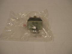 NEW LOT OF 25 McGill #1121-0011 11210011 DPDT Bat Handle Toggle Switches 50310da