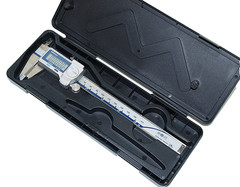 MITUTOYO 6″ DIGITAL CALIPER with CARBIDE on BOTH OD and ID JAWS 500-737-20