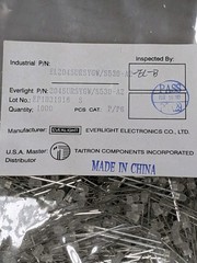 ~4000 pieces of Everlight 5mm LEDs (Part Number: 2048UR8SYGW/S530-A2)