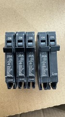 GE 200 A 20/40 Indoor Main Breaker Load Center Value Pack TM2020CCUBK1