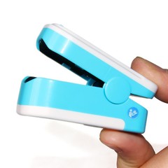 Finger Tip Pulse Oximeter Blood Oxygen SpO2 PR Monitor OLED CMS50NA Blue USA FDA