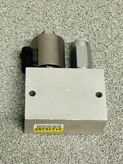 HydraForce KV25554 HF20751-02 Solenoid Hydraulic Valve John Deere Skid Steer
