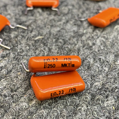 5 Pcs 0.22uF 250V 10% Radial Polyester Film Drop Capacitors Philips