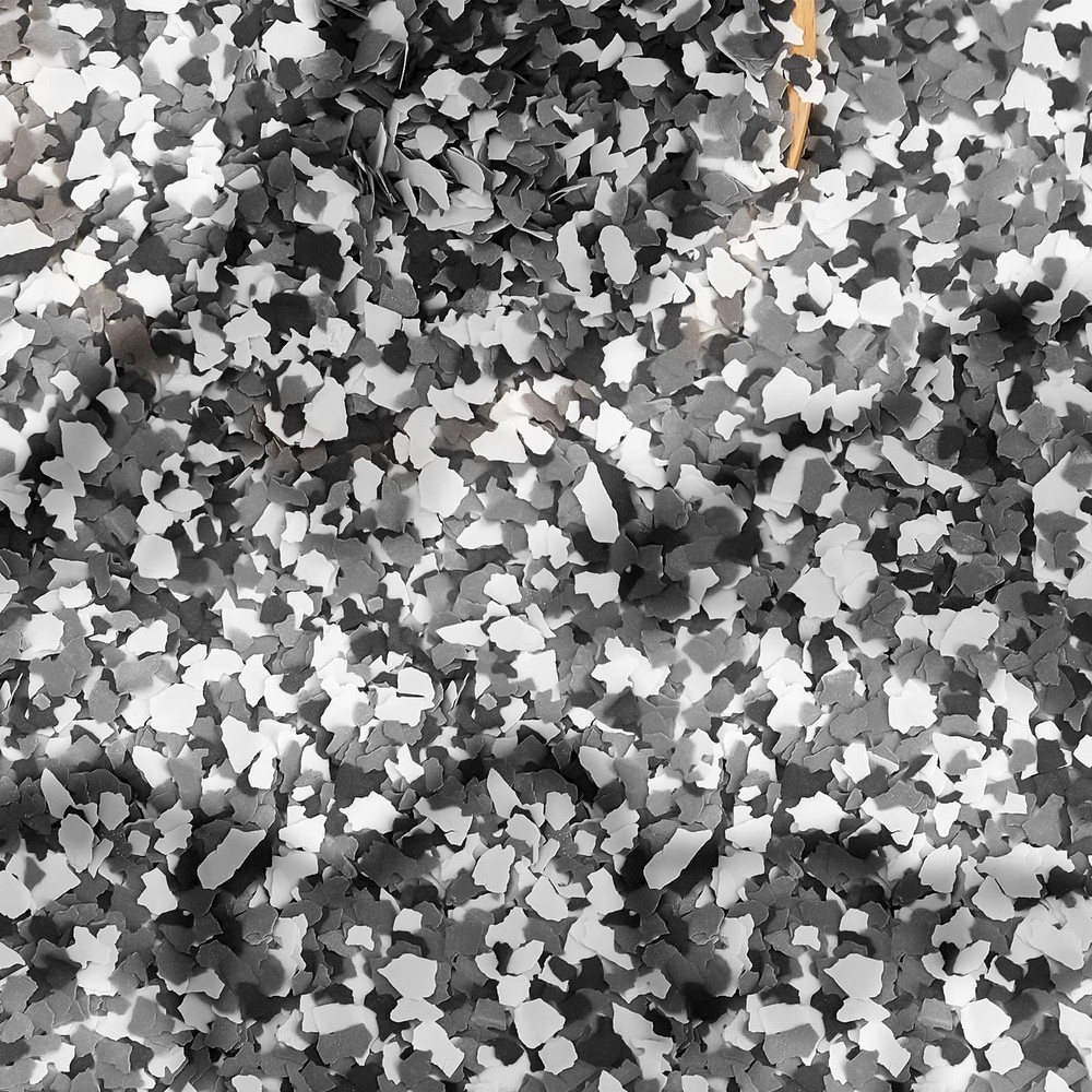Fabbay 5.6 Kg / 12.4 lb Epoxy Flakes Floor Paint 2-4mm, Black, White, Gray