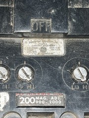 General Electric TFJ236200 3 Pole 200 Amp 600V w/Lugs TFJ 900-2000 Trip (A)