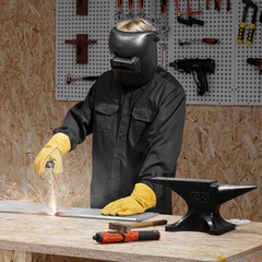 VEVOR Flame-Resistant Welding Jacket XL-Sized 7oz FR Cotton Welding Safety