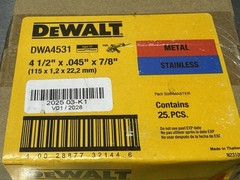 Dewalt DWA4531 Metal Cut off Wheel 4-1/2” X 7/8” X .045 – QTY 25 Wheels