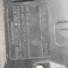 ITE Siemens B220 Circuit Breaker 20A 2Pole 120/240VAC 10KAIC Bolt On Panel Mount