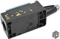 Siemens 3SE5 112-0BD02 Limit Switch – Roller Plunger – 1NO/1NC – New