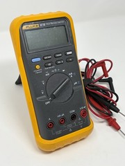 Fluke 87 III True RMS Digital Multimeter Tested & Working w/ OEM Leads