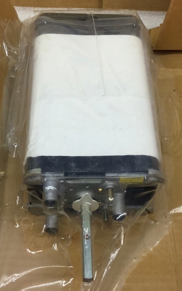 GE SB1 DB3E21SSS2P CONTROL AND TRANSFER SWITCH 16SB1DB3E21SSS2P NOS NEW IN BOX