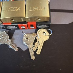 Lot of 4 LSDA Commercial Grade Sold Brass Paired Padlocks KA801 BP400 Brand NEW