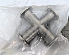 4-Way Vacuum Cross DN16 ISO-KF, Standard Tee, NW16 KF16 MDC- 725000 [OF60]