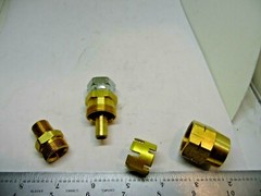 33806B-Y84 Truck Air Brake Hose Fitting 3/8″ Hose 1/4″ MNPT; 3/8″ 927864