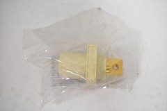 Hubbell HBLMRBW Combination Outlet Receptacle White 251-300A 551-600V Industrial