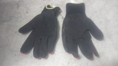 MCR Safety UT1950S 72 Pk Size S/Size 7 Red/Black Coated Gloves