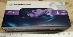 NEW Box Of 50 KIMBERLY CLARK KC500 50601 SMALL 12″ PURPLE NITRILE-XTRA GLOVES