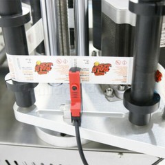 Desktop Label Applicator Automatic Round Bottle Plastic Labeling Machine