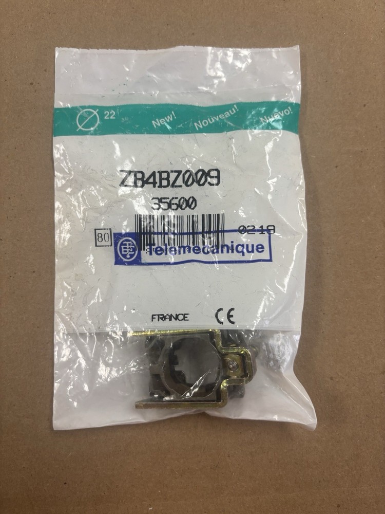 ZB4BZ009 Telemecanique Schneider 22mm mounting collar