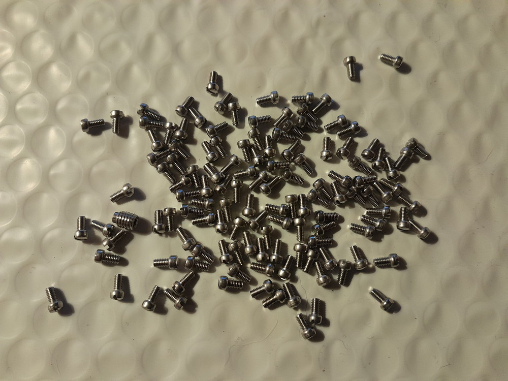 #3-56 X 3/16″ FILLISTER HEAD SLOTTED MACHINE SCREWS STAINLESS STEEL (SELECT QTY)