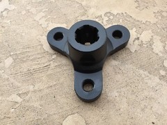 Rhino Spider yoke with 1 3/8″-6 Spline for Flex Coupler shaft 00768349