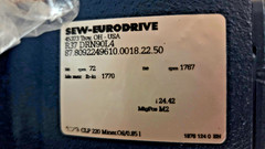 SEW-EURODRIVE R37 DRN90L4 2.0-HP RPM-1767/72 CT300-1800rpm Gear Motor 25:1