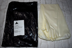 RENCO Drybox Gloves Nitrile 32″ Long 20 Mil Sz 9.75 Ambidextrous For 8″Port #1