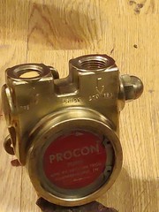 Procon Brass Rotary Vane Pump 1/2″ FNPT 265GPH 250PSI 1725RPM 104E265G12BA