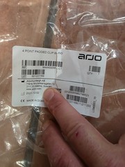 ARJO 4 POINT CLIP SLING PADDED LEGS LARGE 600LBS PART#MAA4100M-L-L1 NEW