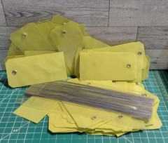 100PCS Waterproof Plastic Tags with Wire Ties Writable Outdoor Labels Yellow New