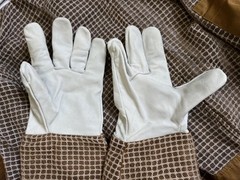 USKEEPERS Bee Jacket Men Women 3 Layer Ventilated w/Gloves & 2 Veils Beekeeping