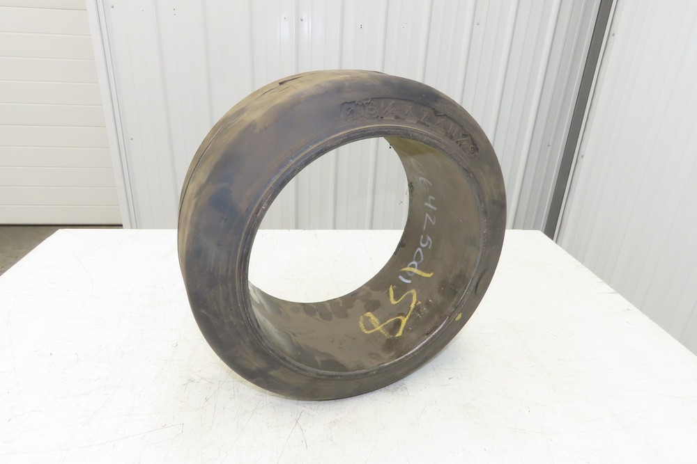 Forklift Tire 16-1/4x7x11-1/4 Smooth Press-on Black Rubber