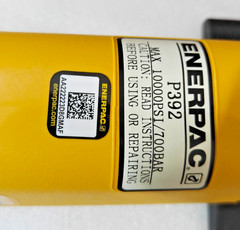 Enerpac P392 Two-Speed Hydraulic Hand Pump 700 Bar/ 10,000 PSI