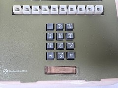 WESTERN ELECTRIC 2832CM-50 COM KEY TELEPHONE W/ NOS GREEN FACEPLATE!
