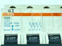 GI C45N C25 25A 415VAC IEC 898 10KA 4 Pole MCB Switch