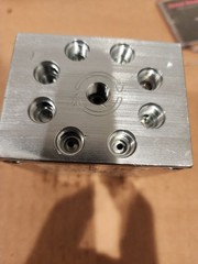 Graco Trabon USP 16-Outlet Progressive Divider Valve 24J336 35MPa 5076 PSI Bare